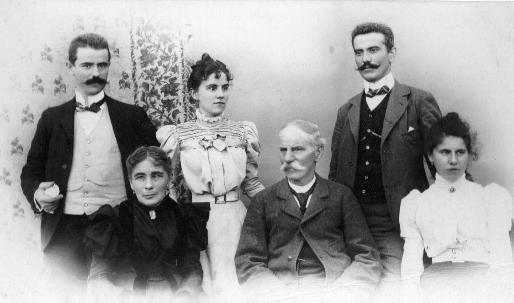 1890-famiglia-chiavacci
